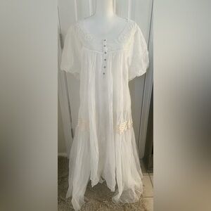 Free People- White Bohemian Maxi Dress